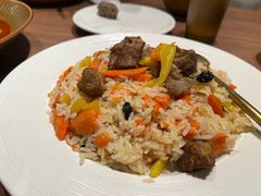 -贯贯吉·清真餐厅(浙江中路店)