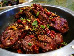 干锅鸭头-老码头黑皮肘子锅包肉熏酱水饺(文政街店)