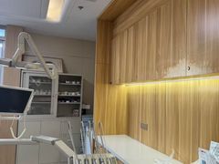-上海仁爱医院口腔科 · 种植
