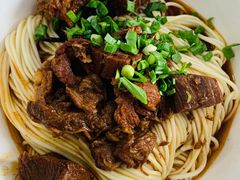 葱油拌面加红烧牛肉-上海为民商行清真饭店(南大路店)