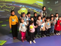 -小鸡哆哆故事屋·儿童乐园(嘉里城店)