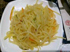 -黄记煌三汁焖锅(名泉广场店)
