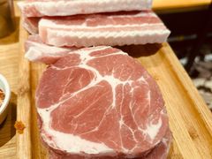 -江南猪肉商会无限续吃(弘大店)