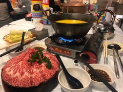 -鲜入围煮花胶鸡海鲜火锅