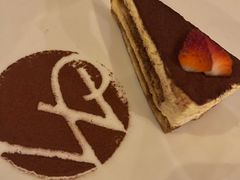 -WOLFGANG PUCK KITCHEN & BAR(迪士尼小镇店)