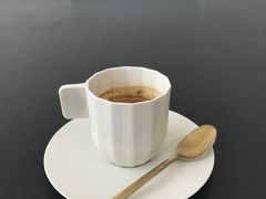 -UNI UNI(环亚凯瑟琳店)