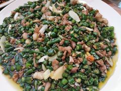 特色尖椒兔-江湖黑大兔(杨家坪店)