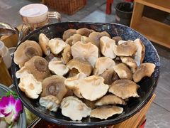 -谭鸭血老火锅(万象九宜城店)