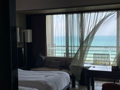 -三亚湾海居铂尔曼度假酒店