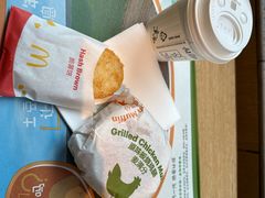 -麦当劳(龙洞店)