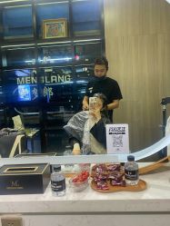 -Meng Lang 梦郎白金店