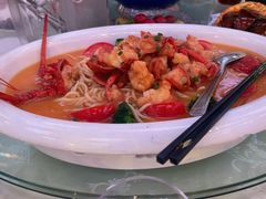 -荣誉海鲜酒楼(海湾店)