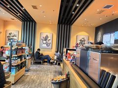 -星巴克(兰州中川机场T2出发店)