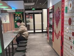 -麦当劳(百联西郊购物中心店)
