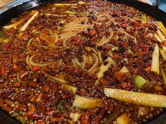 -鸿顺老铁锅美蛙鱼府(解放碑店)