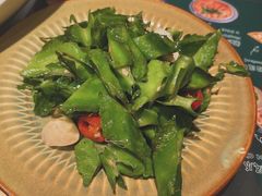 龙豆-滕记星发餐室·新加坡菜(巨鹿路店)