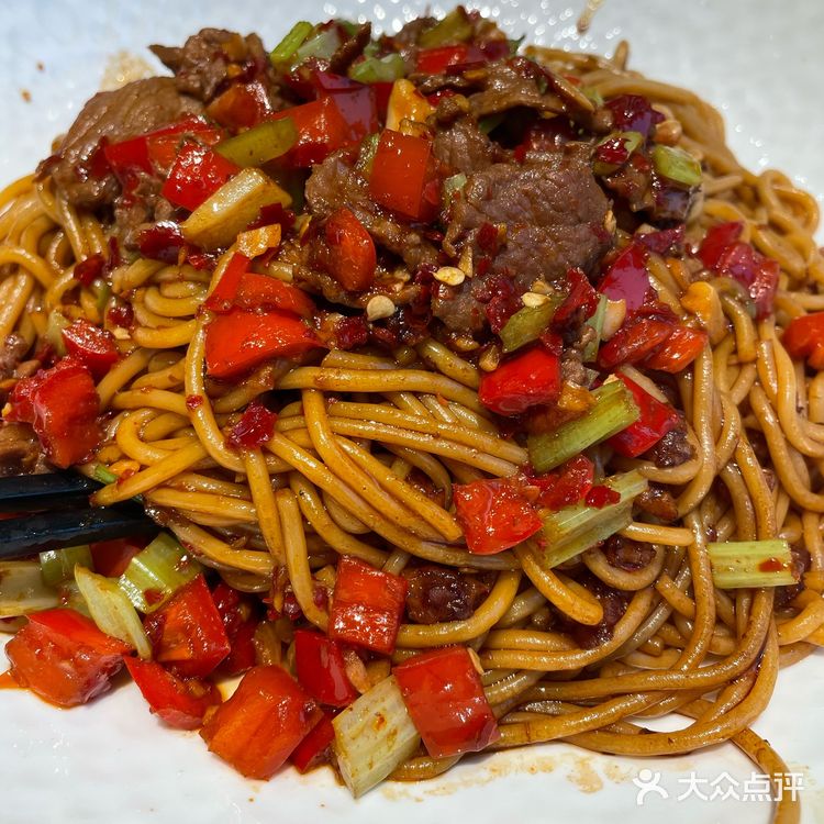 春天要和各种热辣美食相伴