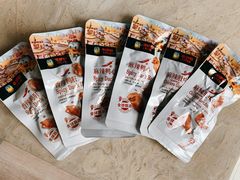 -来伊份1038(新村路三店)