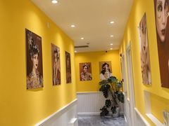 -首脑美容美发化妆美甲培训学校(龙岗校区)