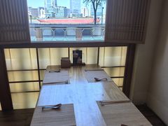 -蟹家大院 · 独揽江景(滨江店)