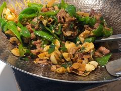 -费大厨辣椒炒肉(高铁吾悦广场店)