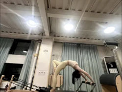 -亚太瑜伽普拉提学院