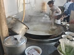 -红灯笼大酒楼(通湖路店)