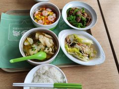 -老乡鸡(武汉中南梅苑小区地铁站店)