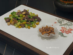 鲜芦笋炒雪花牛肉粒-莞香楼·正宗东莞菜(东升店)