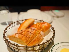 面包-Wolfgang’s Steakhouse 沃夫冈牛排馆(上海白玉兰广场店)