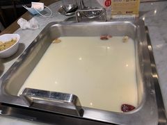 胡椒猪肚鸡双拼锅底-尚尚仙·酸汤猪手·猪肚鸡火锅(华联万柳购物中心店)