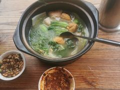 -陆师傅砂锅烫菜(圆通街店)