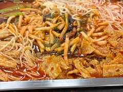 -在巷子里的烤肉店·螺蛳粉烤鱼·牛蛙(和美城店)