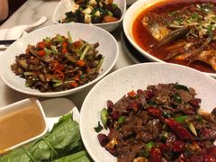 -嘉丰湘菜馆(芳群园店)