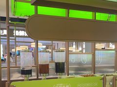 -洪氏嗨捞·广东猪肚鸡·椰子鸡火锅(西咸万象城店)