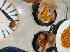 -必胜客(WOW中央公园店)