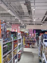 -嗨本可潮玩仓(大兴大悦春风里店)