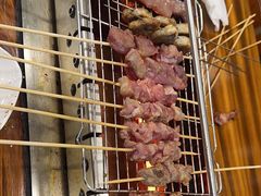 -哈尔滨小酒馆·鲜肉现穿自助烧烤(康新花园店)