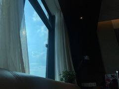 -上海龙之梦万丽酒店