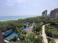 -三亚湾海居铂尔曼度假酒店