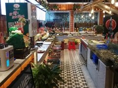 自助取餐区-姜家味锅贴小海鲜