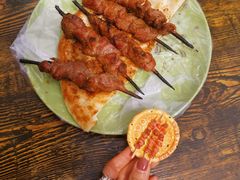 -艾力江和田馕坑烤肉店