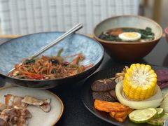 -雾山韩式烤肉·海南糟粕&椰子鸡火锅·海景餐厅(三亚绿发山海天JW万豪酒店)