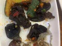 -哈尔滨小酒馆·鲜肉现穿自助烧烤(康新花园店)