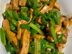 -费大厨辣椒炒肉(黄兴中心广场店)