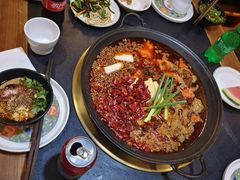 -沸炉重庆老火锅(军事博物馆店)