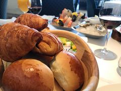 -AZUR聚(香格里拉饭店)