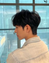 -变画·发型STUDIO