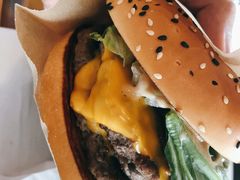 安格斯厚牛培根堡-麦当劳(新新大道岗丰店)