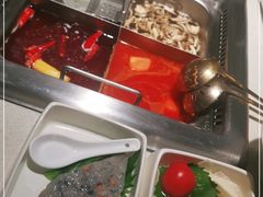 -海底捞火锅鲜切牛肉主题店(长寿路店)